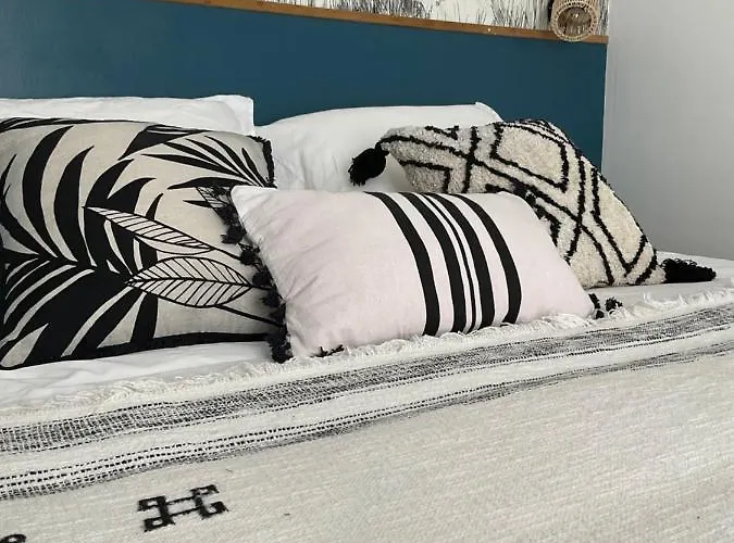 Апартаменты Ma Pierre A L'edifice, Face A La Cite Vue Sublime, Avec Terrasse *