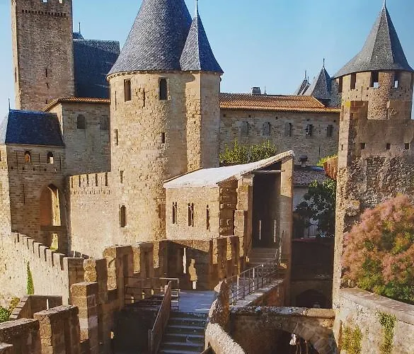 Ma Pierre A L'edifice, Face A La Cite Vue Sublime, Avec Terrasse *