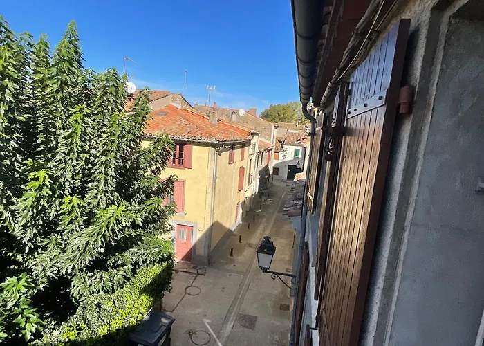 Апартаменты Ma Pierre A L'edifice, Face A La Cite Vue Sublime, Avec Terrasse